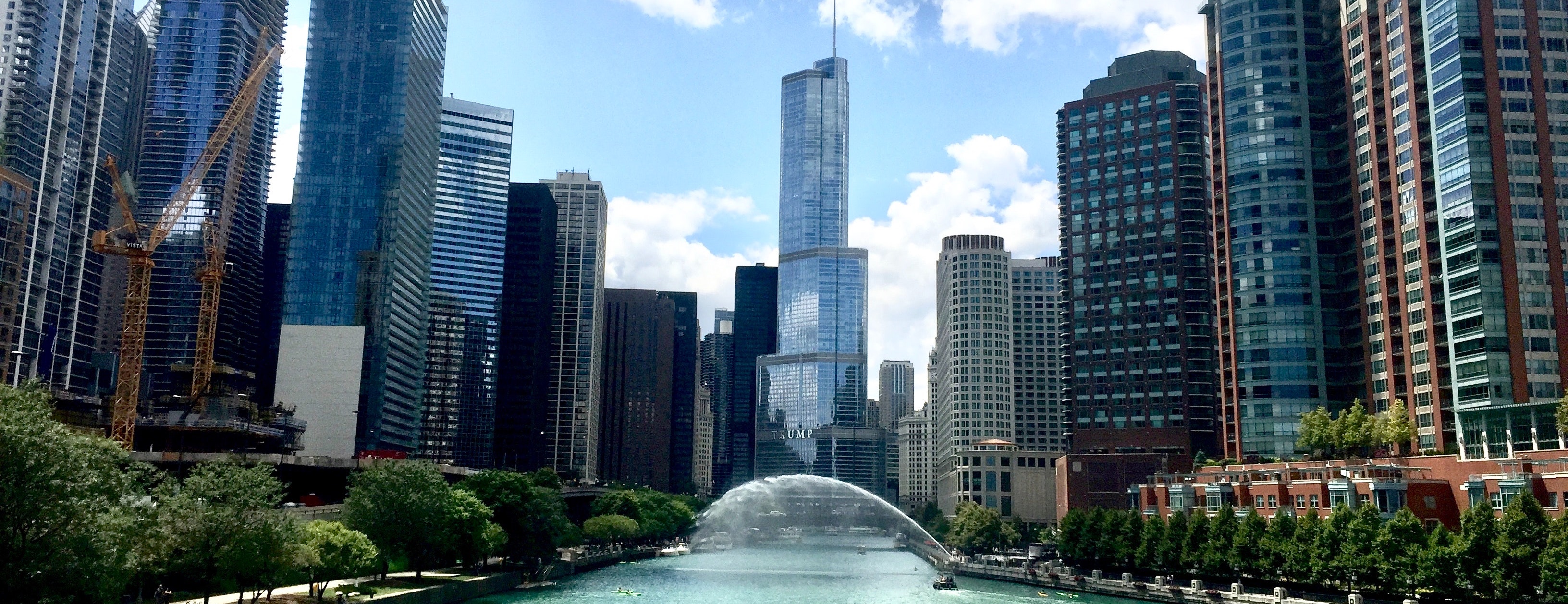 Chicago skyline as seen from the Chicago River